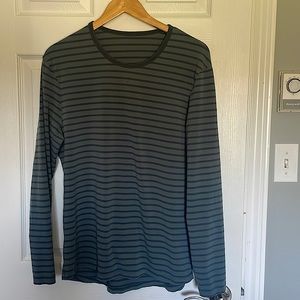 Men’s Long Sleeve Striped Tee. Great condition.